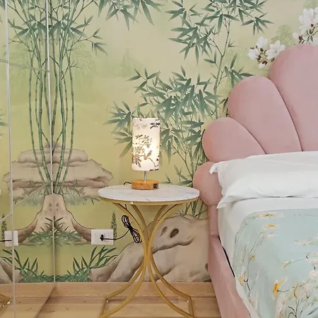 Appia Apartment *